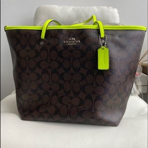 Coach Signature Taxi Bag Tote Neon Trim